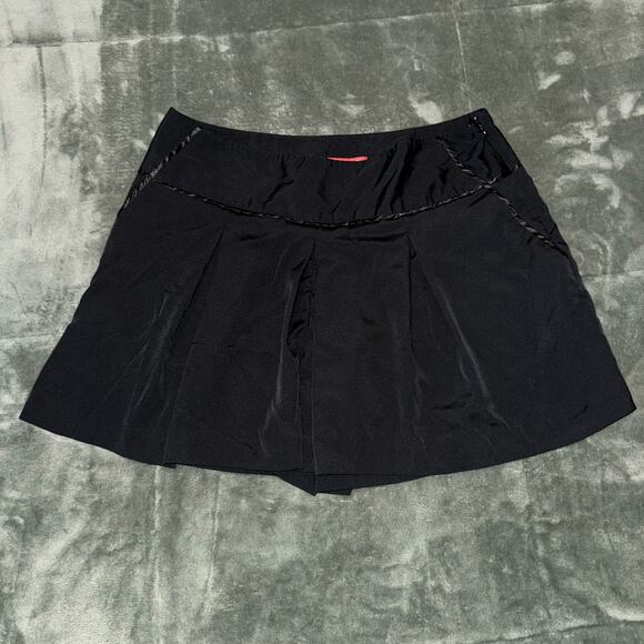 Elle Shorts Women's 8 Black Pleated Side Zip Pockets Casual Y2K Skort Mini - Picture 1 of 7